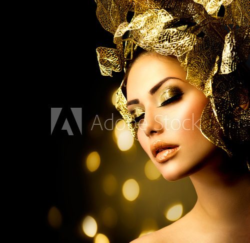 Fashion Glamour Makeup. Holiday Gold Make-up