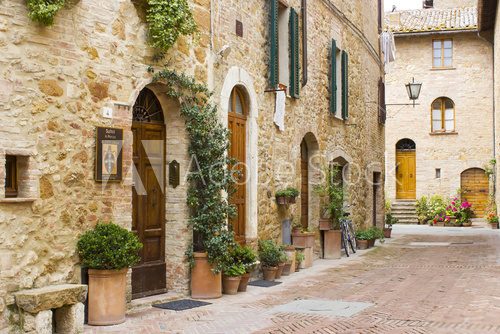 lovely tuscan street, Pienza, Italy