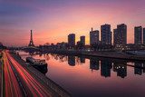 Paris sunrise / Paris lever de soleil 