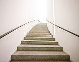 Schody ku światłu i przestrzeni