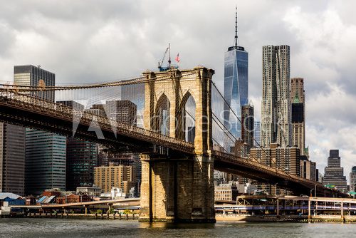Brooklyn bridge and Manhattan Skyline