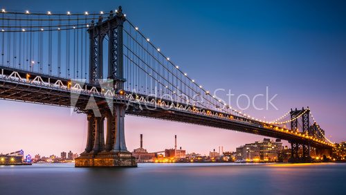 Manhattan Bridge at dusk
