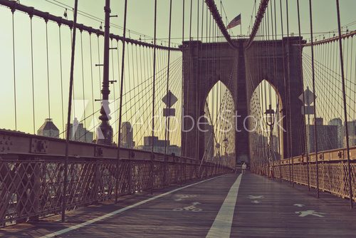 View along the pedestrian walkway, Brooklyn Bridge