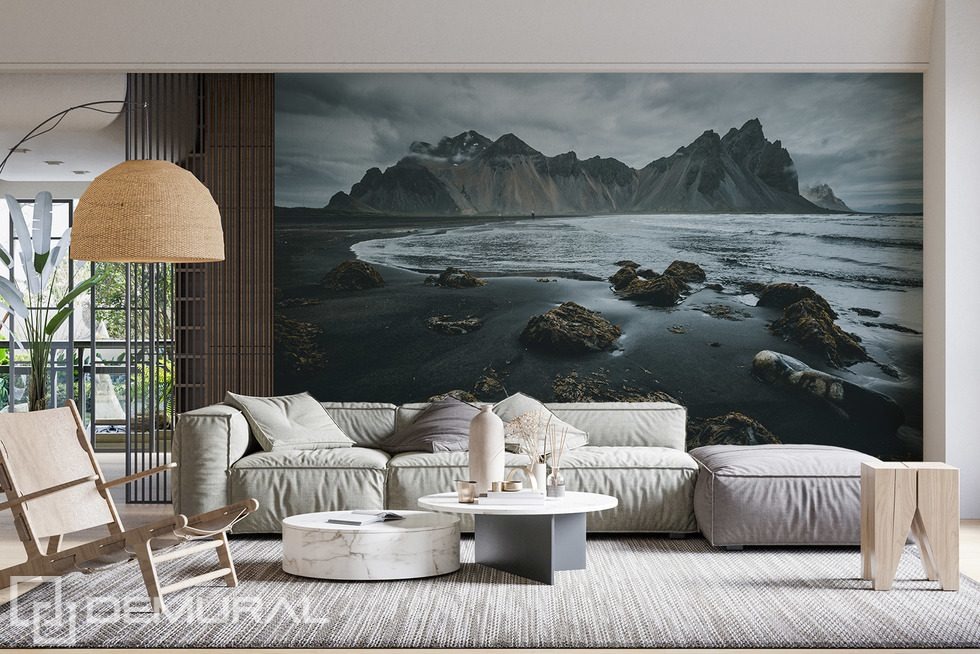 Islandzki pejzaż z czarną plażą Fototapety Góry Fototapety Demural