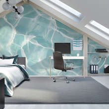 Turkusowa-tafla-wody-z-refleksami-swiatla-fototapety-do-sypialni-fototapety-demural